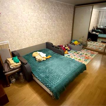 Продам 2-кімнатну квартиру на проспекті Слобожанському