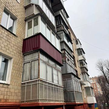 Камянецька вул., 68