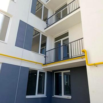 Бережанська вул., 38