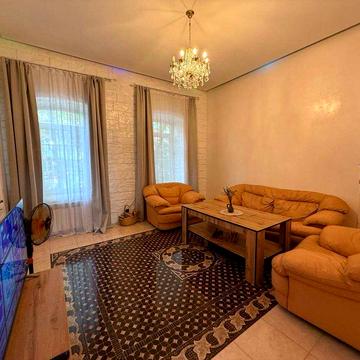 3 комнатная квартира 82 м2 с Ремонтом Центре Одессы