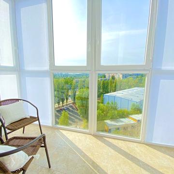 Академіка Заболотного вул., 15-Б