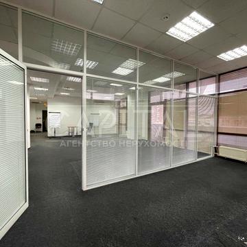 Олександра Кониського вул., 15