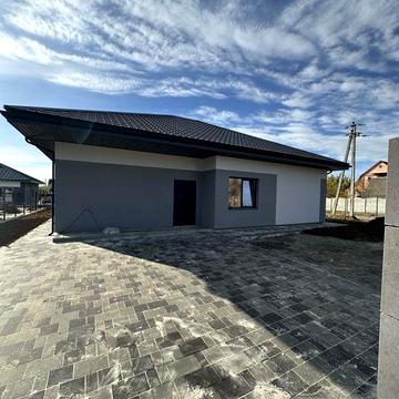 Продаж сучасного будинку