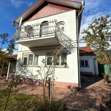 Продам частину будинку у Бучі, район Академії Спорту