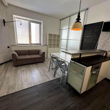 Педагогічна вул., 6