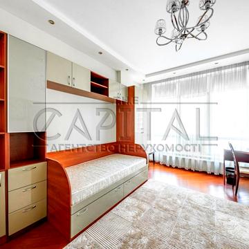 Андрія Верхогляда вул. (Михайла Драгомирова), 12