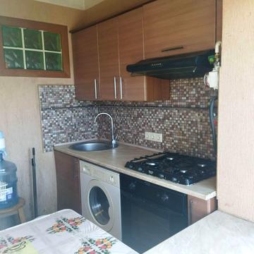 Васильківська вул., 8