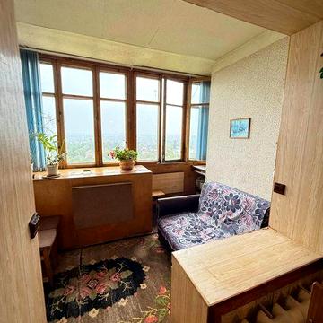 Продається 1к.квартира Карнаухова.