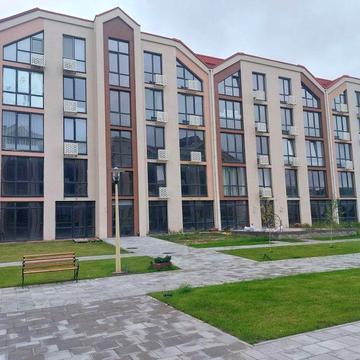 ЖК  Петровский резиденс. Продаж двухкомнатной квартиры с двориком. ЖК Петрівський резиденс