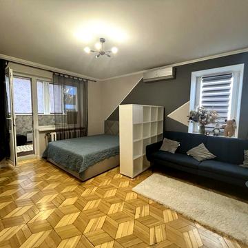 Бочарова/Крымская 1 Комн с Газом