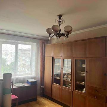 Київська вул., 16