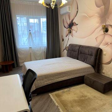 Оренда 3к кв, Новопочерський двір, Верхогляда 2а, ЗАВЖДИ Є СВІТЛО!