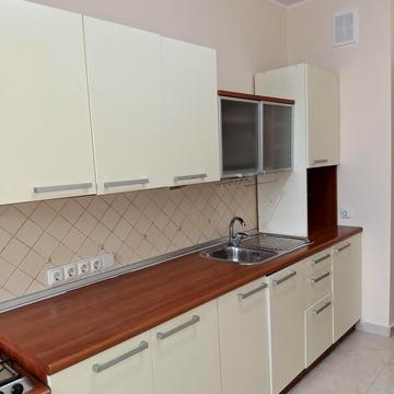 Михайла Омеляновича-Павленка вул. (Суворова), 13