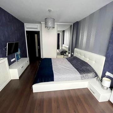 Карла Мікльоша вул., 13