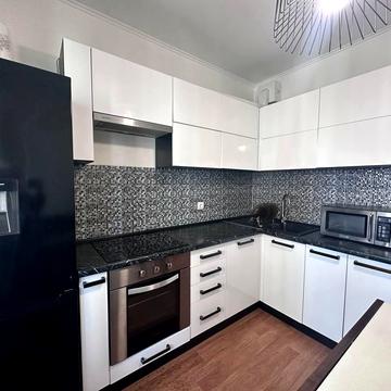 Софії Русової вул., 7