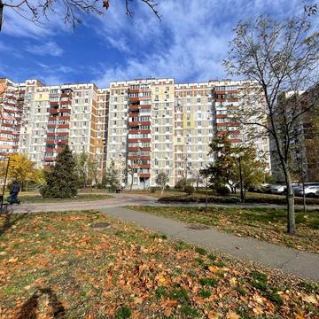 Червоної Калини просп. (Володимира Маяковського), 38/10