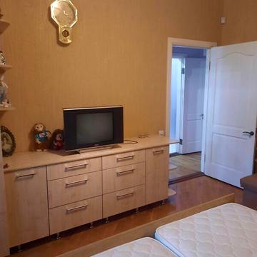 Продаж 3к Квартира Криворізька вулиця