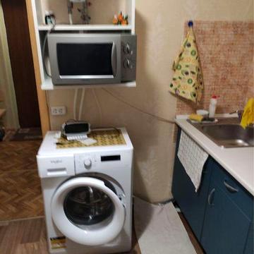 Продам 1- комн.возле метро,Оболонский проспект