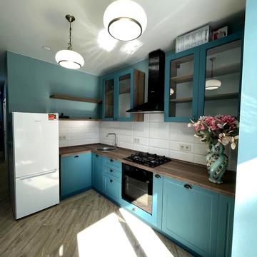 Героїв Небесної Сотні просп., 16/26