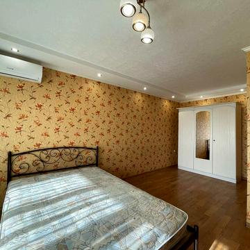 Коробова вул., 8