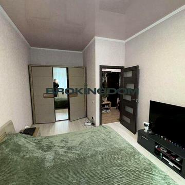 1-кімн / вул. Київська, 261 / величезна лоджія