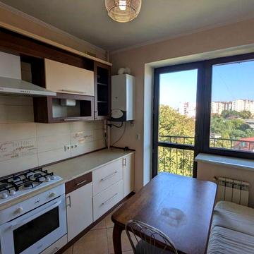 2к. квартира в новобудові в центрі міста