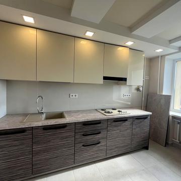 Микільсько-Ботанічна, 31