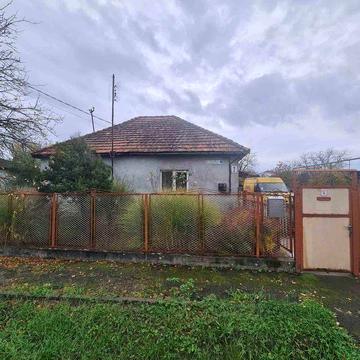 Продається будинок в м.Берегово .