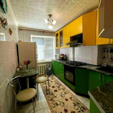 Здається 2-кімнатна квартира, вул. Коробова, район Червоний Камінь