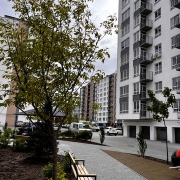 Сімейна вул., 6