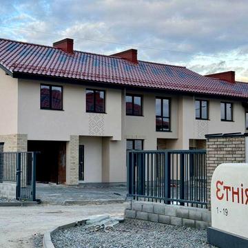 Продаж сучасного 4-к котеджу!