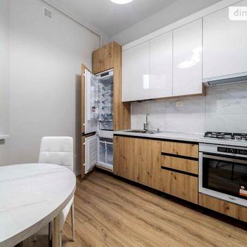 Продаж 3к Квартира Рене Декарта вулиця