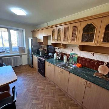 Довгострокова оренда 3к Квартира Сірка Івана вулиця