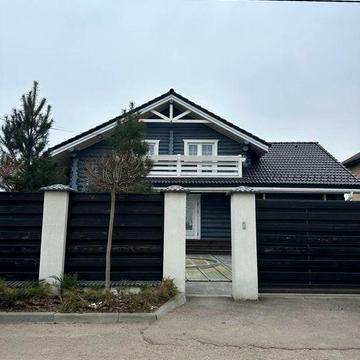 Продаж якісного Будинку- зрубу з карпатської смереки! Ремонт! 7,5 сот