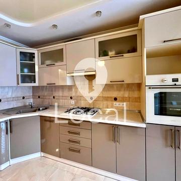 Волошкова вул., 6