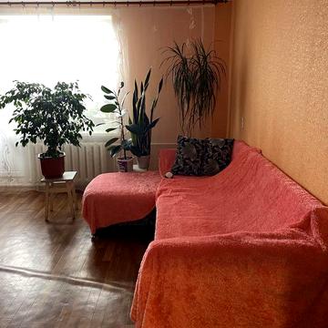 Сдам 3 комнатную квартиру напротив 5-й школы. Сделан косметичный ремон