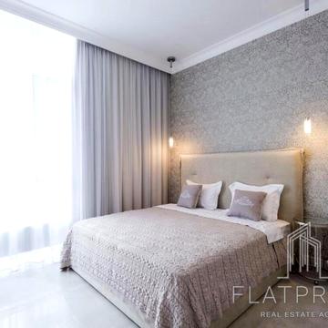 Саперне Поле вул., 3