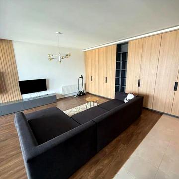 Робоча вул., 1