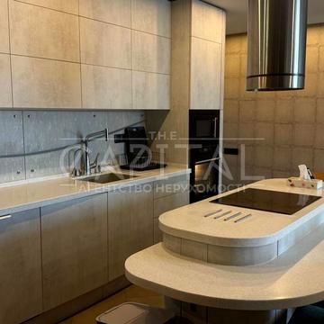 Вишгородська вул., 45