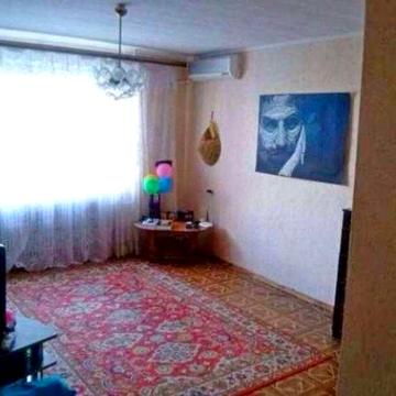 Продам 1- комнатную квартиру на Алексеевке.