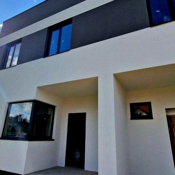 Продається сучасний котедж формату дуплекс у Дрогобичі