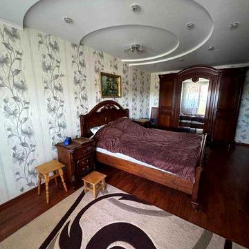 Здам двокімнатну квартиру в центрі міста, тихий район вул Грушевського