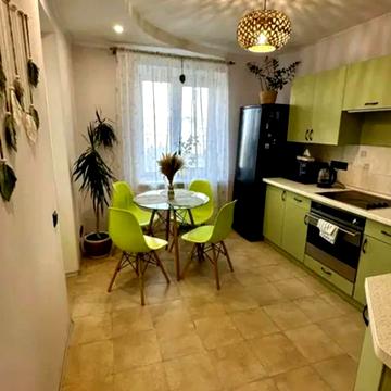 Богатирська вул., 6/1