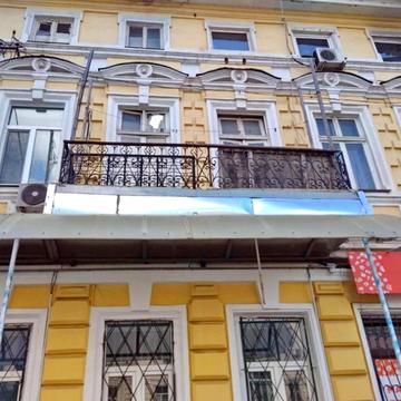 Тираспольська вул., 11