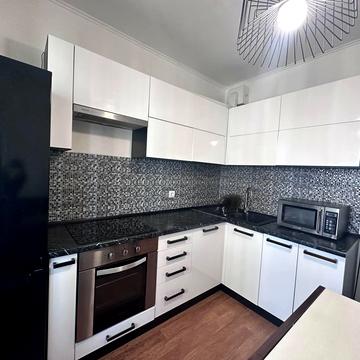 Софії Русової вул., 7