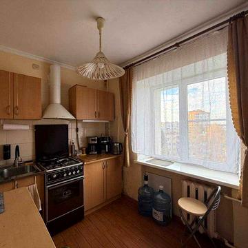 Продаж 1-кім. квартири. Цегляний будинок, вул. Любінська