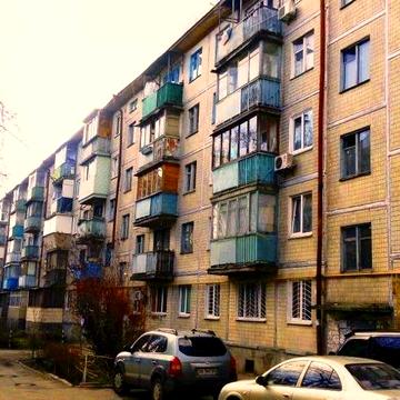 Продаж 2-х квартири на Василенка навпроти НАУ.