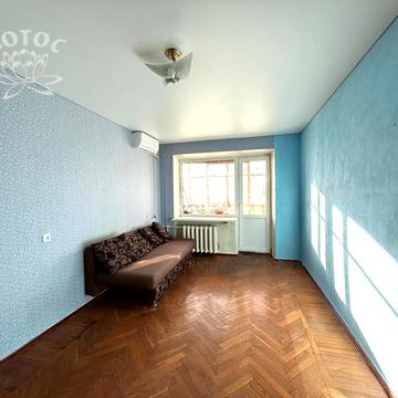 Громадянська вул., 46