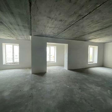 Героїв України просп. (Героїв Сталінграду), 20