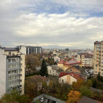 Андрія Мельника вул., 10